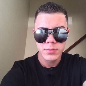 Meet your Posher, Jankee